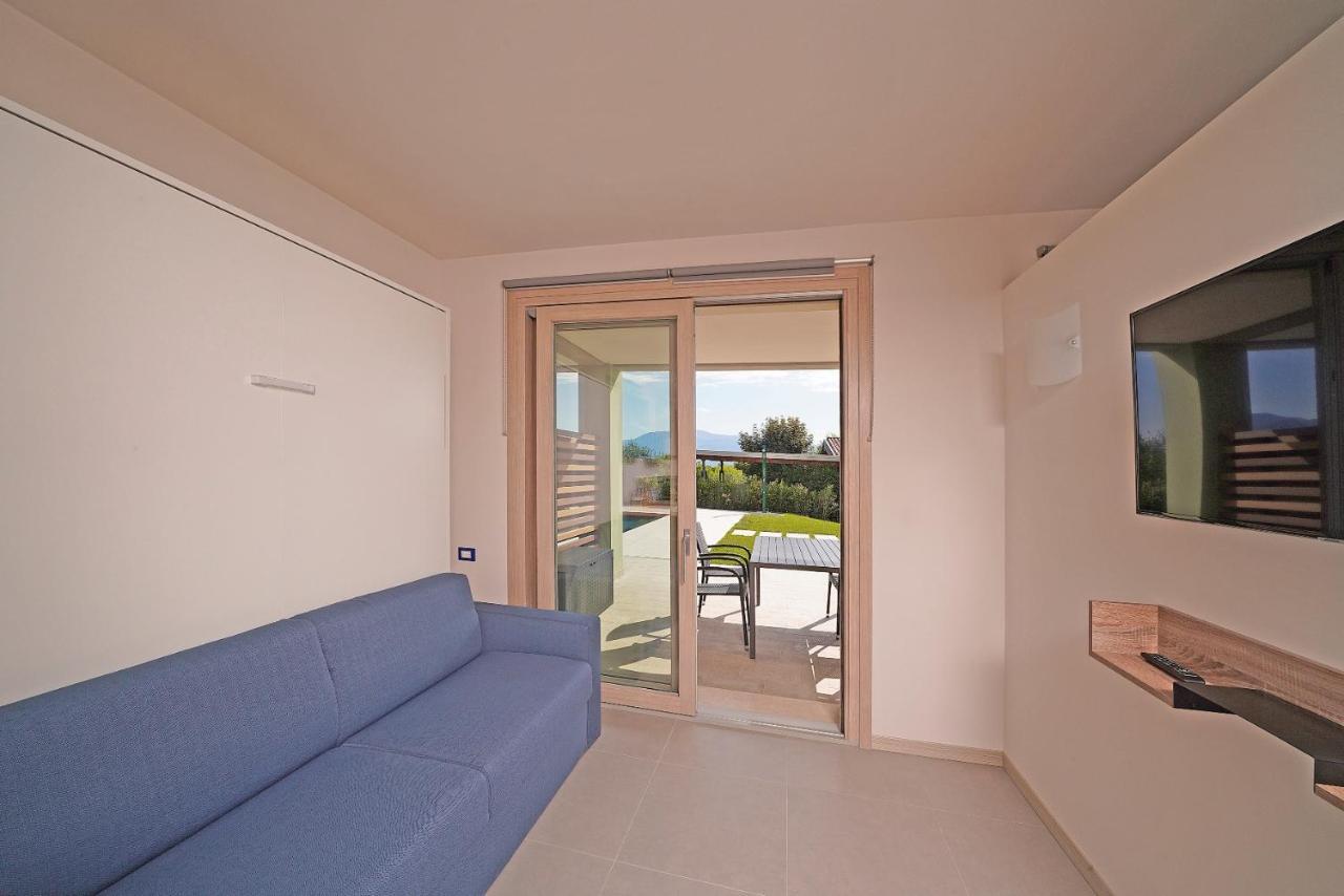 Gardaliva Blue Studio 3 Manerba del Garda Exterior photo