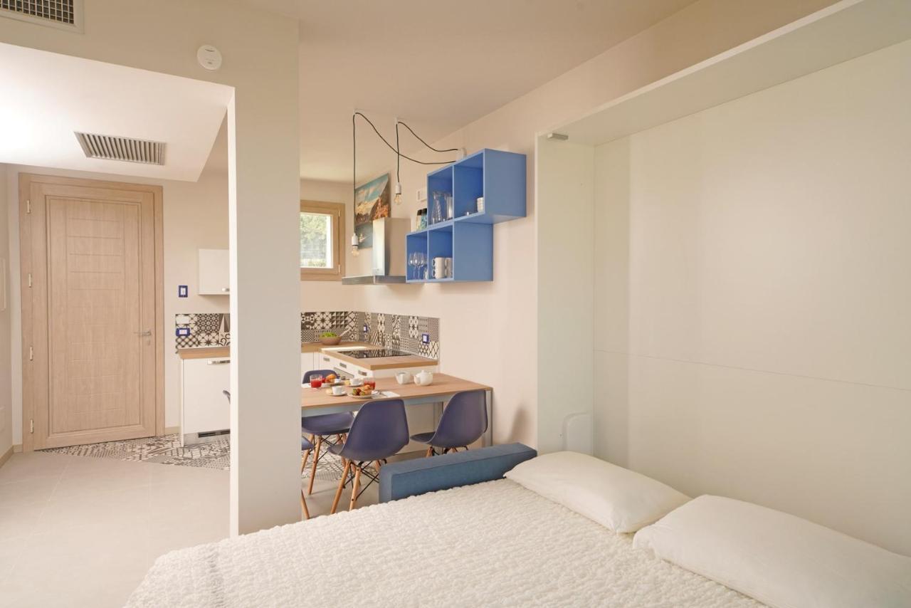 Gardaliva Blue Studio 3 Manerba del Garda Exterior photo
