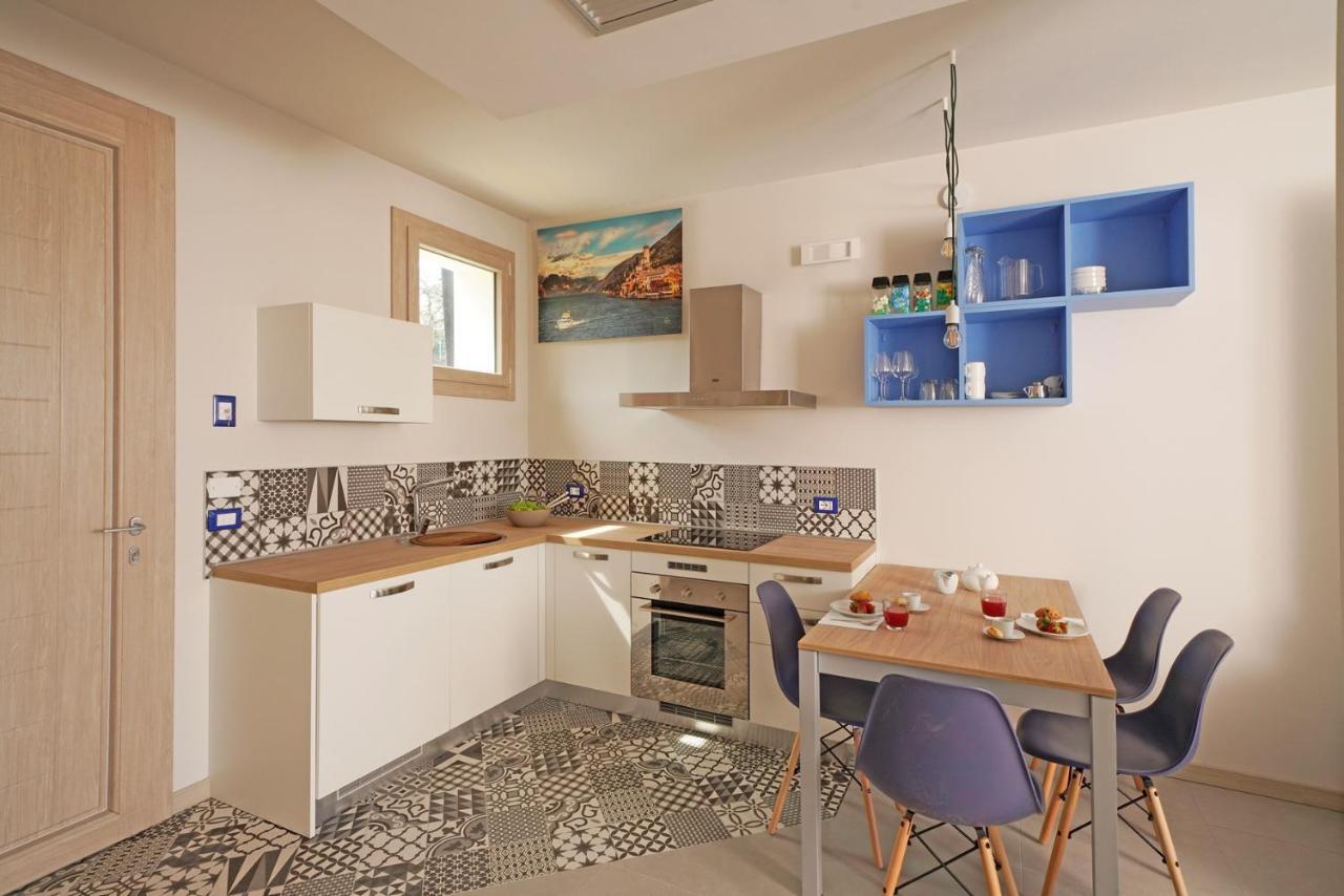 Gardaliva Blue Studio 3 Manerba del Garda Exterior photo